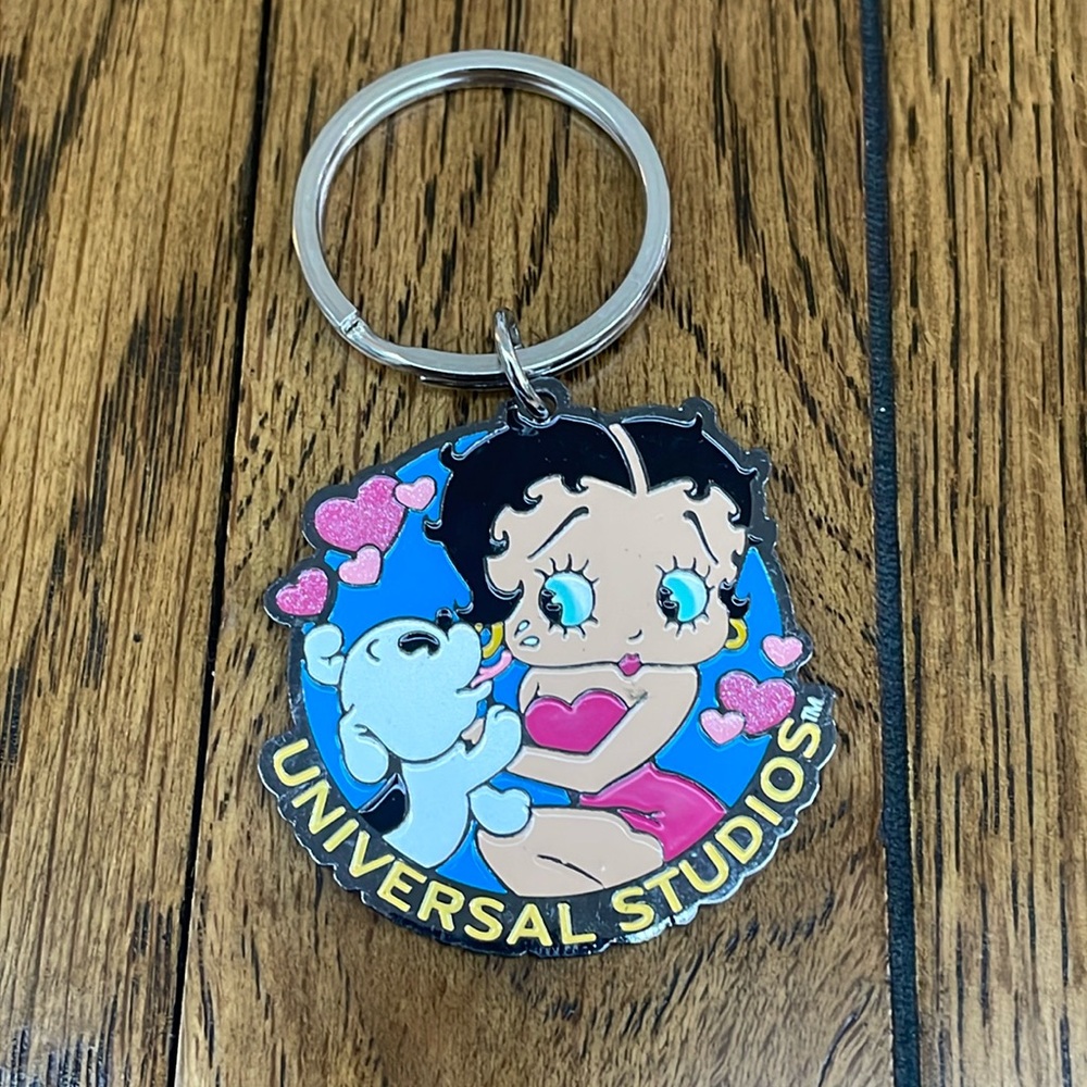 VTG Betty Boop & Dog Universal Studios Enamel Pin Badge 2001 Excellent